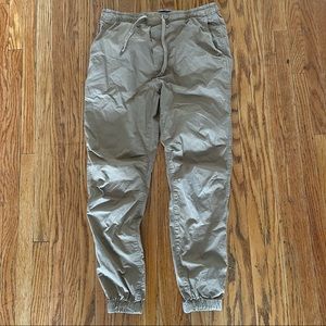 American eagle mens cargo joggers